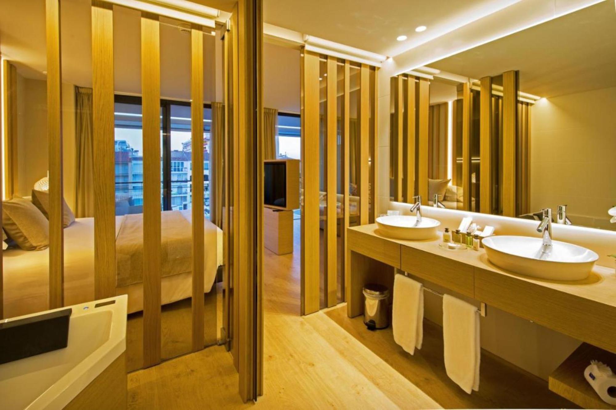 Hotel Port Salins By Pierre & Vacances Empuriabrava Exterior photo