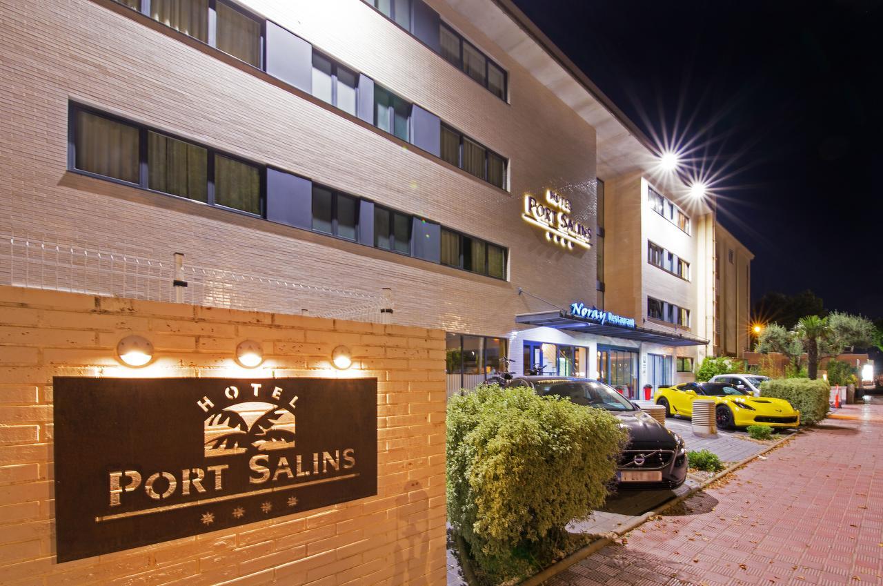 Hotel Port Salins By Pierre & Vacances Empuriabrava Exterior photo