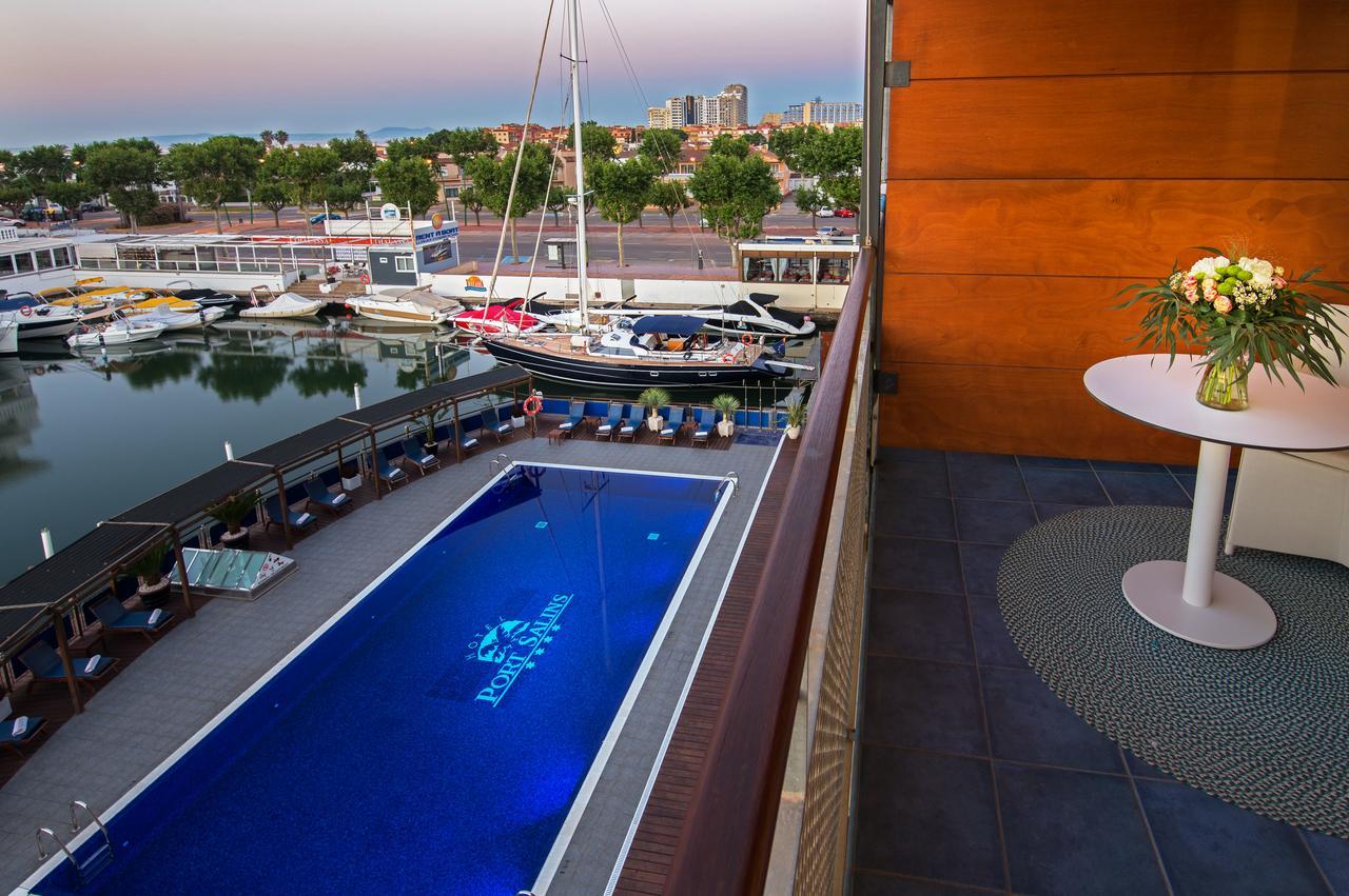 Hotel Port Salins By Pierre & Vacances Empuriabrava Exterior photo