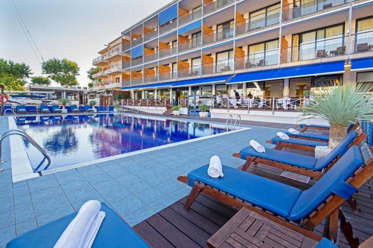 Hotel Port Salins By Pierre & Vacances Empuriabrava Exterior photo